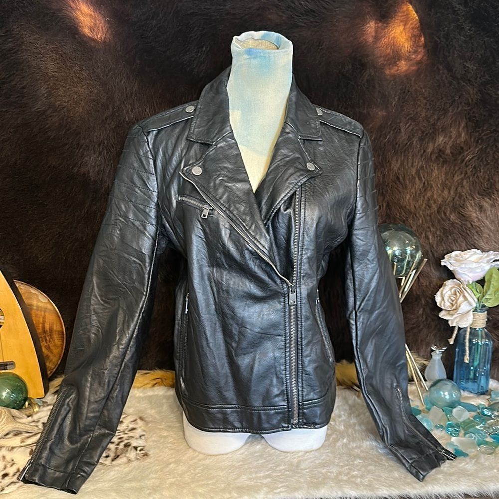 DKNY FAUX LEATHER JACKET M (6029)